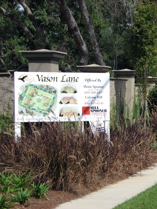 Commercial Landscaping: Vason Lane, Tallahassee, FL